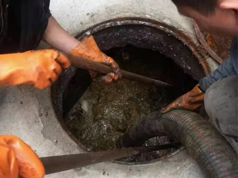 吉林清理化粪池时如何避免沼气的危害?